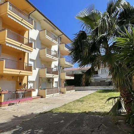 Apartment Canigo C3 *